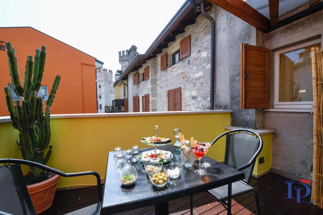 Desenzanoloft Official Partner Marriott Homes & Villas - Queen Of Sirmione Castle View Luaran gambar